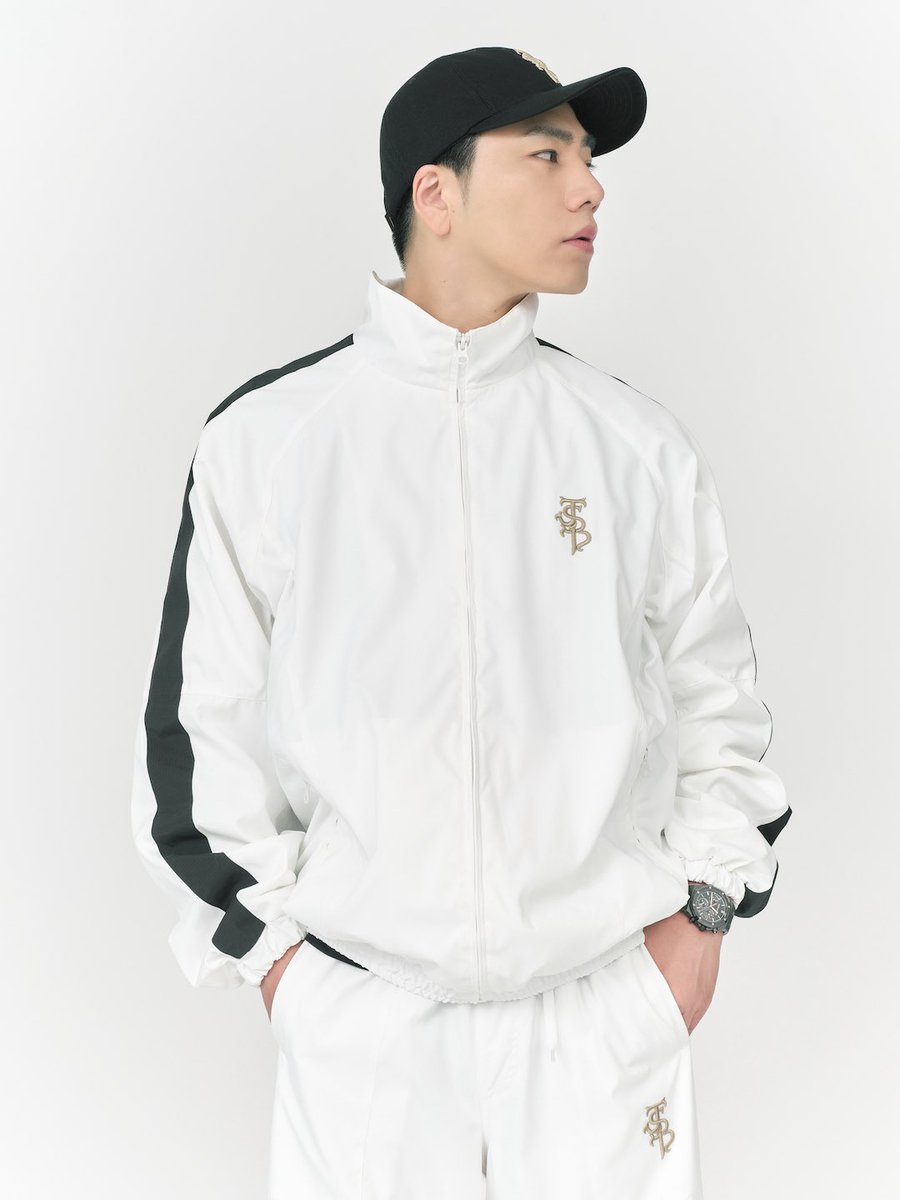 Gq_LLE_aAAAT16K.jpg?format=jpg