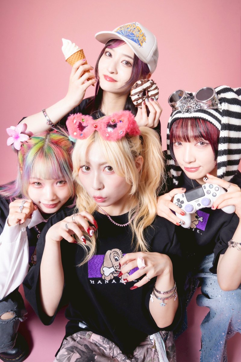 GALFYコラボ第二弾！！🐶 今回は後ろのデザインがメンバーモチーフに