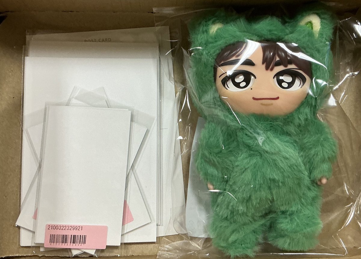 タクヤくんの生誕届いた〜！ たくねこちゃんまんかわいい〜💚