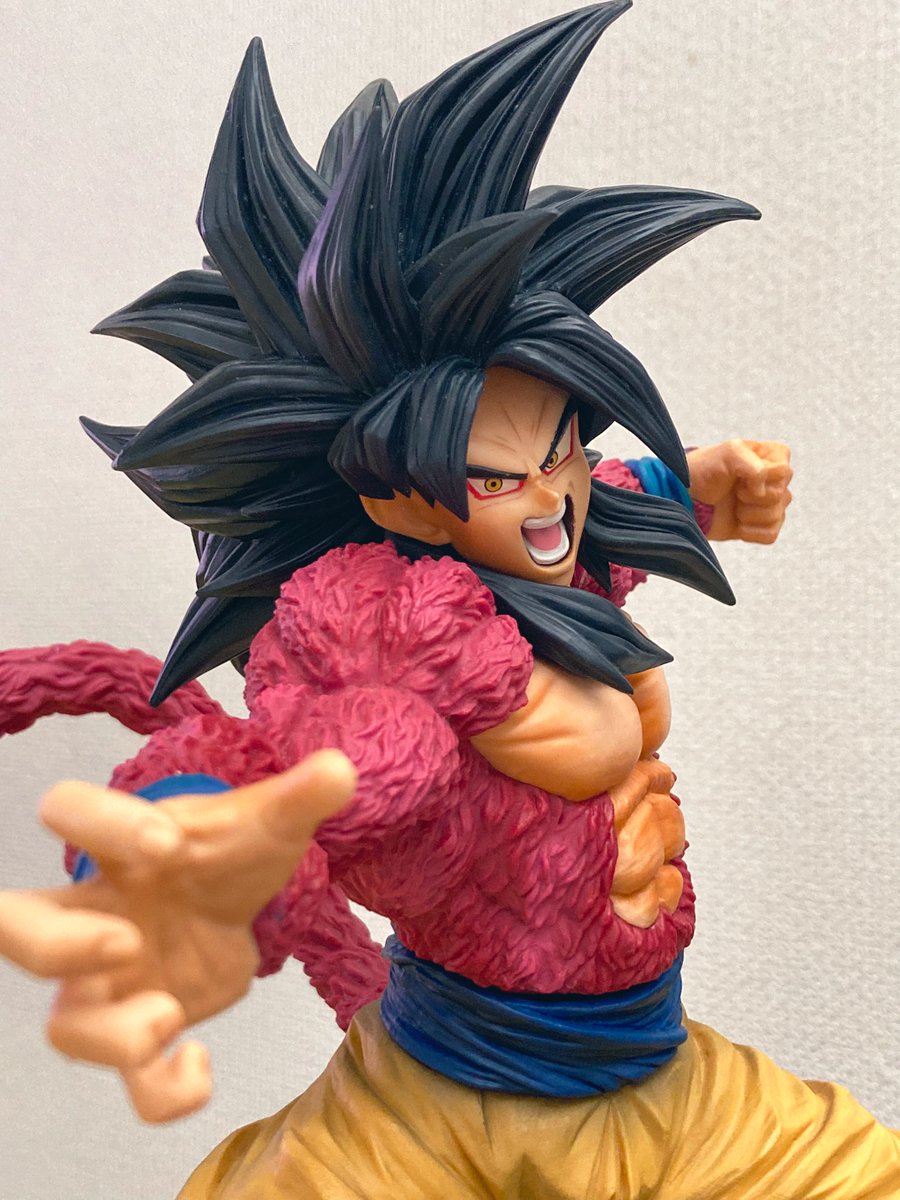 読書＆ｺﾋﾀｲﾑ☕️ BWFC SMSP ss4孫悟空01 ブラシ彩色。迫力ある