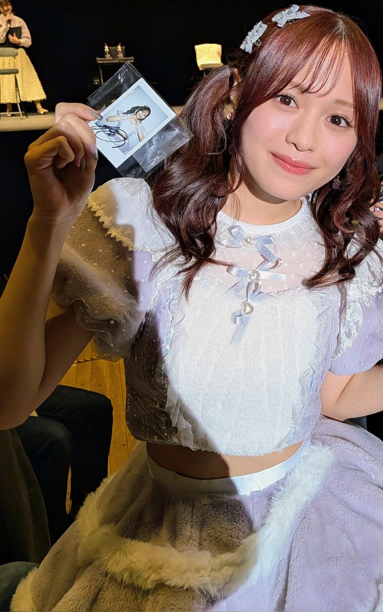 絵森彩さんのバースデーファンミ昼の部でサインチェキが当選しました