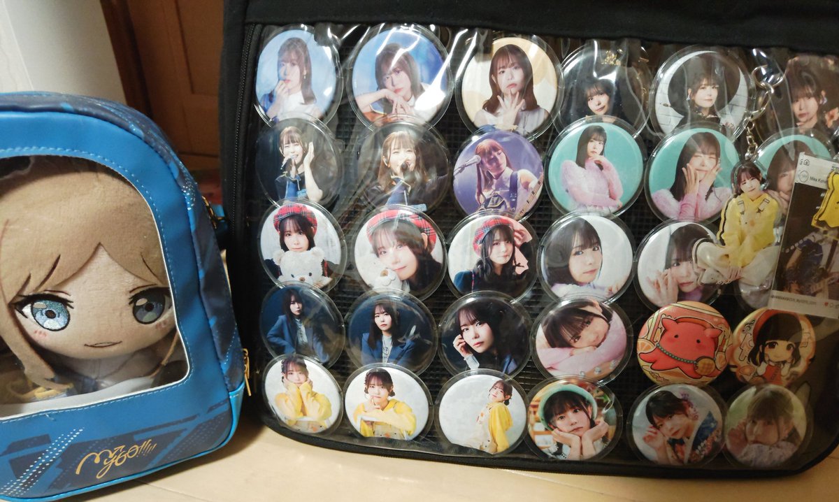 痛バ完成した✨ 今までの缶バッチで組んでみたよん