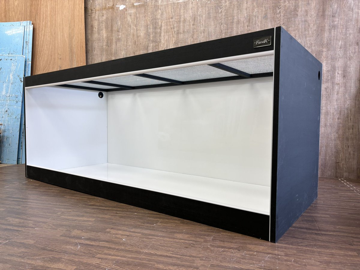 おはようございます！ ケージの製作スタートです！ スタンダード防水