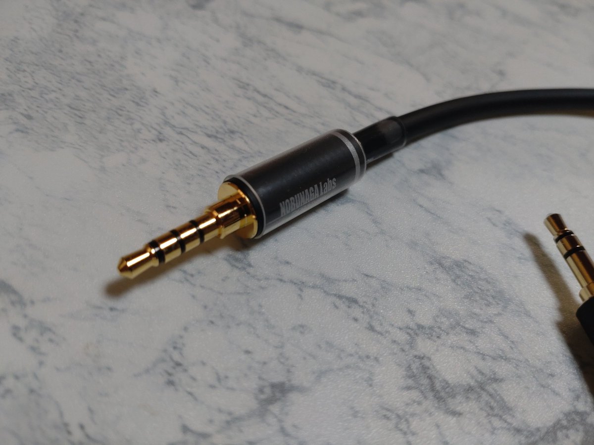 最新作】 25段式カタパルト搭載 MDR-1AM2用 3.5㍉4極-3.5mm3極 2m 4芯