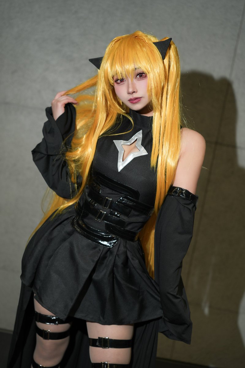 ⚠︎ cos 💛 ToLOVEる ダークネス ￤ 金色の闇 “ 少しでも触れたら斬り