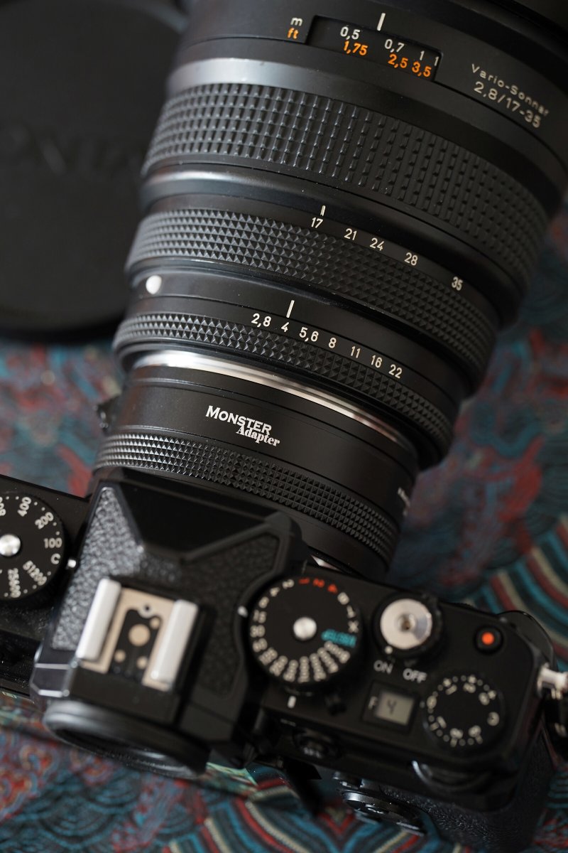 2026年2月25日横浜。 MonsterAdapterは、Contax Nマウントのカール
