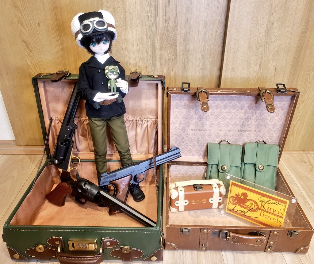 キノの旅 25周年記念ミニトランク 非常に満足度の高いグッズでした*.(๓