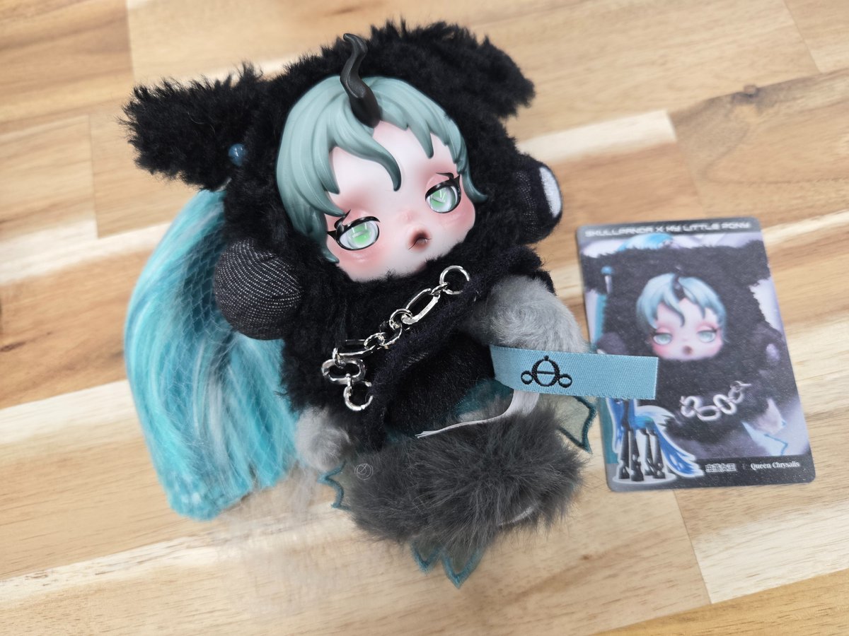 こんにちは！ 先日POPMARTでスカルパンダの新作を購入したのですが