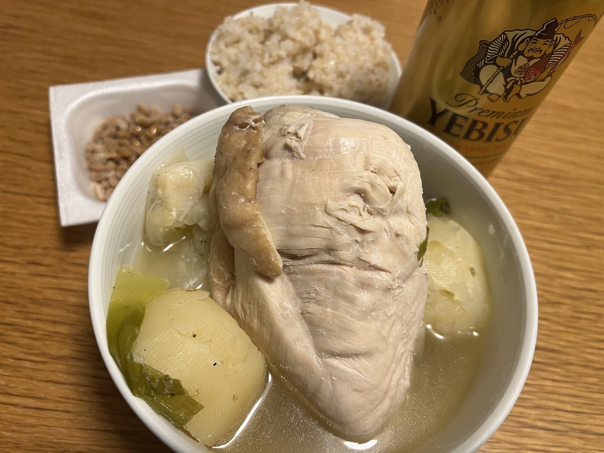 今晩はコストコの森林どりを使った鶏スープ🍲！ #お腹ぺコリン部 #料理