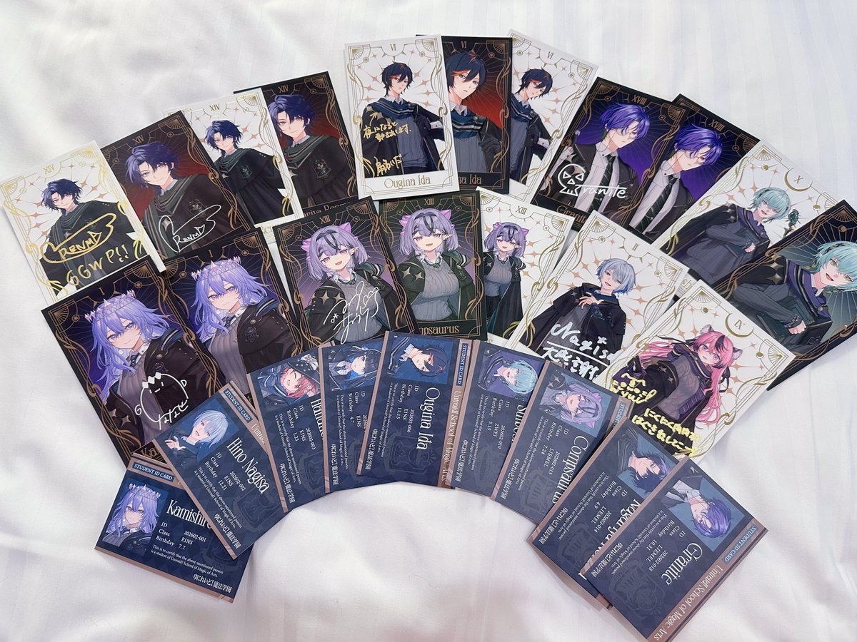 パスケースとワッペンだけのつもりが現場でお金使うのが大好きすぎて今これ