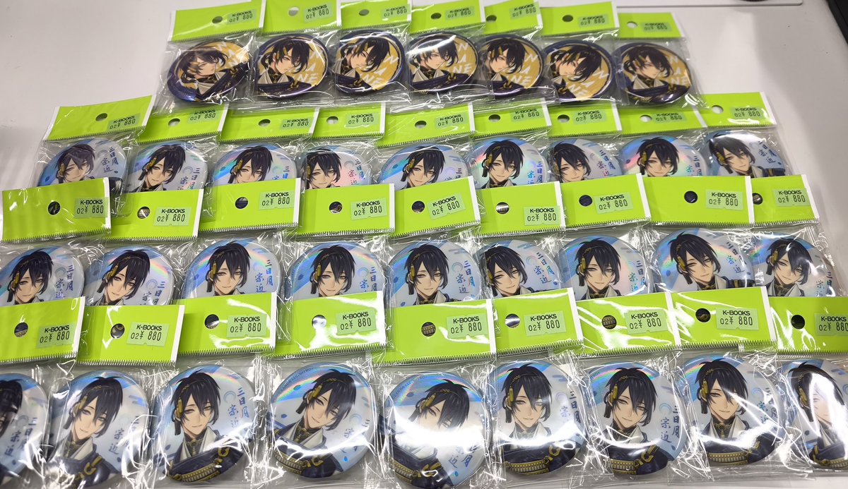 入荷情報】 刀剣乱舞 とうらぶ 星河動漫 中国限定 通常絵 戦闘絵 缶