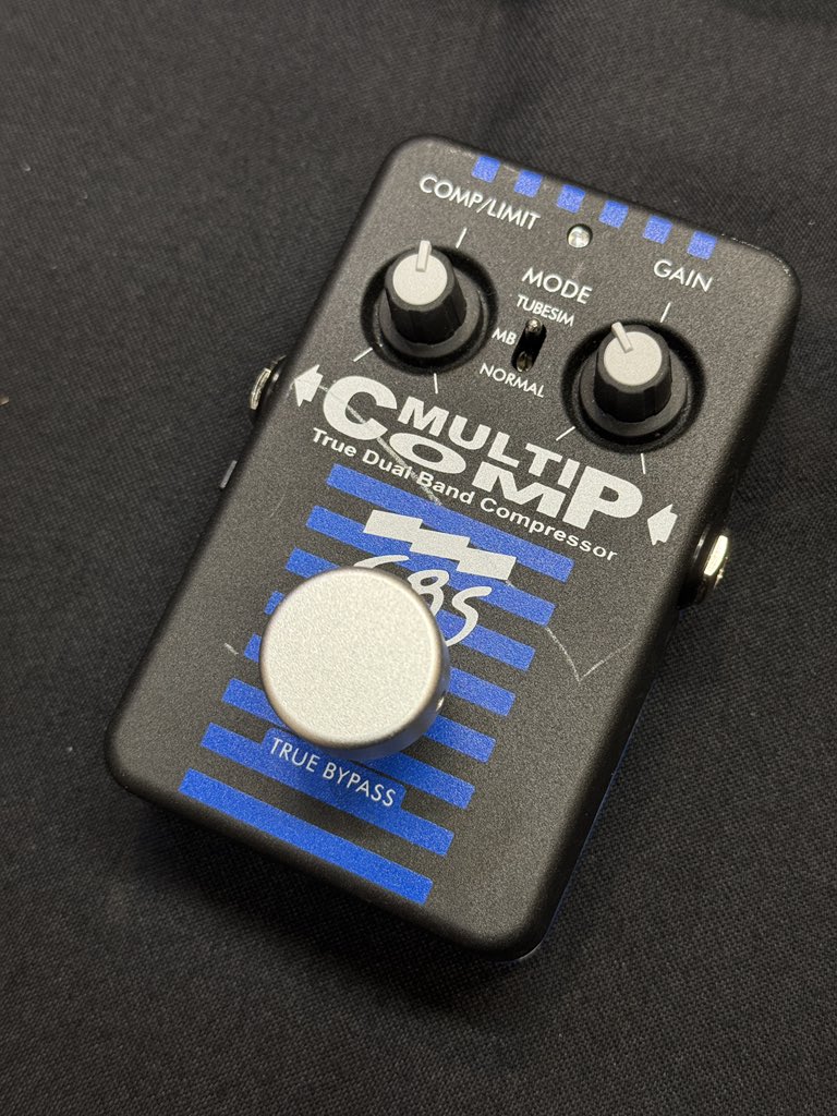 言わずと知れた定番コンプ！ EBS MULTI COMP！ ベーシストなら1度は