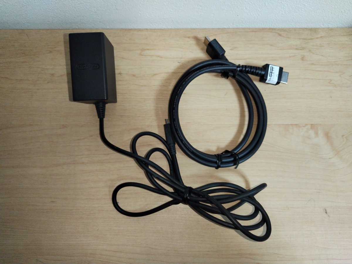 前買ったもの 「Switch用ACアダプタ&HDMIケーブル」ジャンク/330円