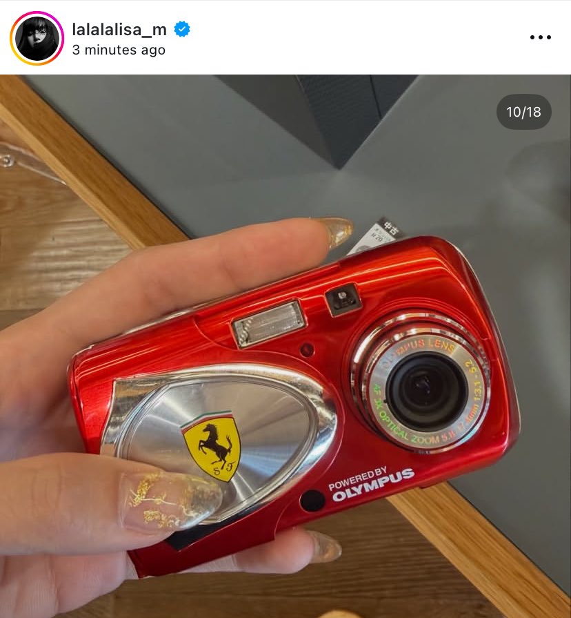 📷: olympus ferrari digital 2003