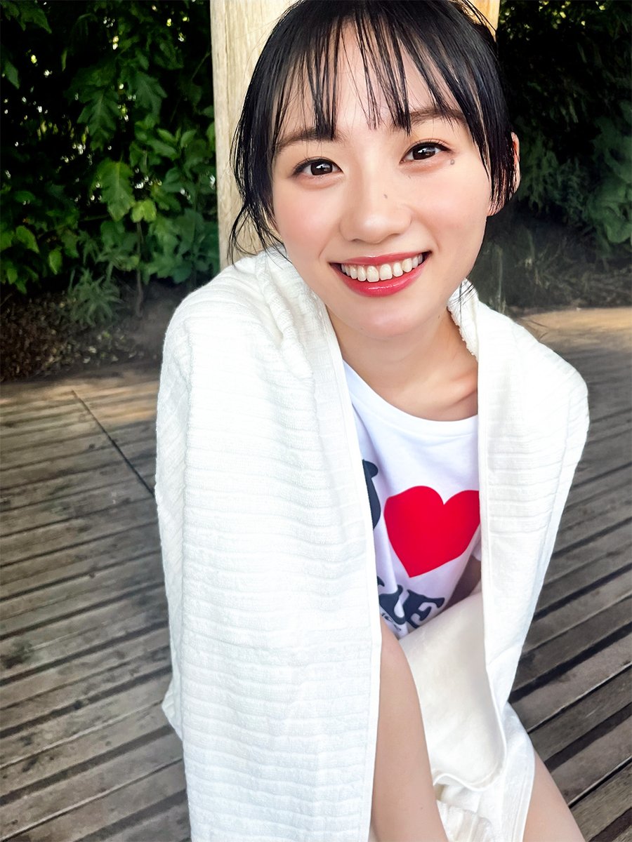 乃木坂46川﨑桜 1st写真集『エチュード』【公式】 (@sakuraphotobook