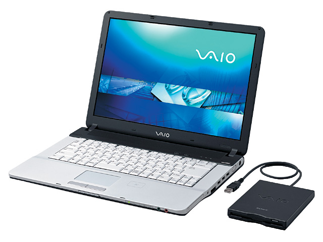 ソニー、ノートPC秋モデルを発表