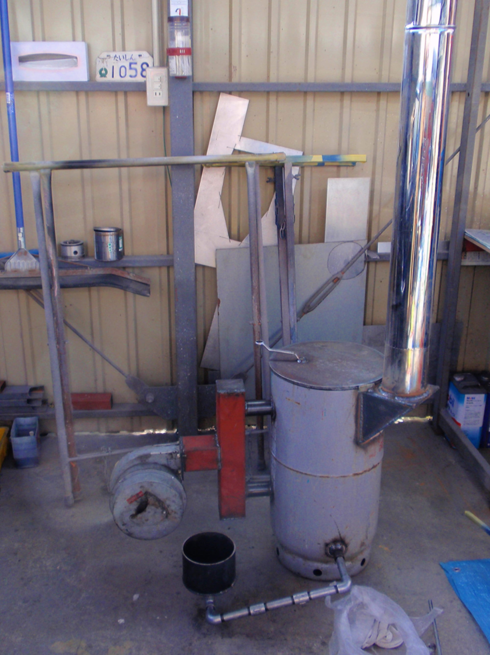 廃油ストーブの季節がやってきた : 伯爵夫人 と 陸王