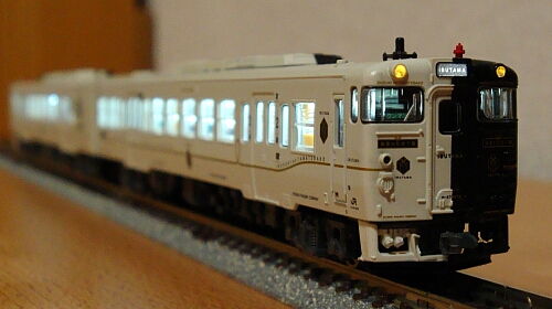 マイクロエース キハ47形「指宿のたまて箱」の車内加工 : Scenery with