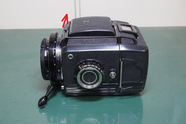 BRONICA S2 スクリーン交換 分解編 : 視神経的写真術