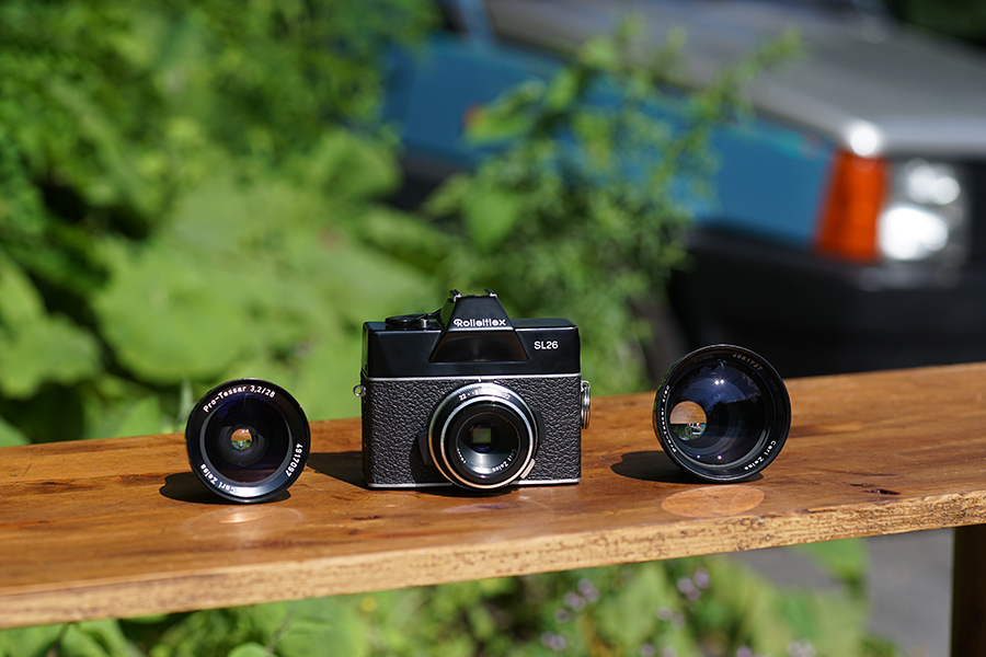 ましかく写真】Rolleiflex SL26 ― レンズ交換式インスタマチックカメラ