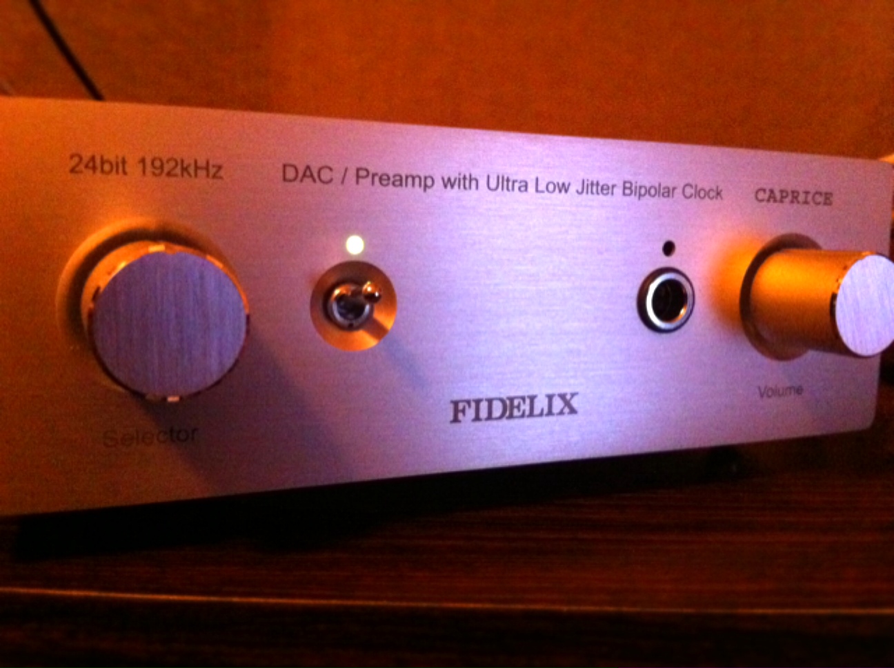 FIDELIX「CAPRICE」 × WAGNUS.フラッグシップXLRケーブル「Sieve Sheep