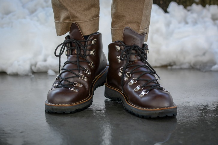 二日連続でも。 ダナー マウンテンライト : 今日も晴れて幸せ！