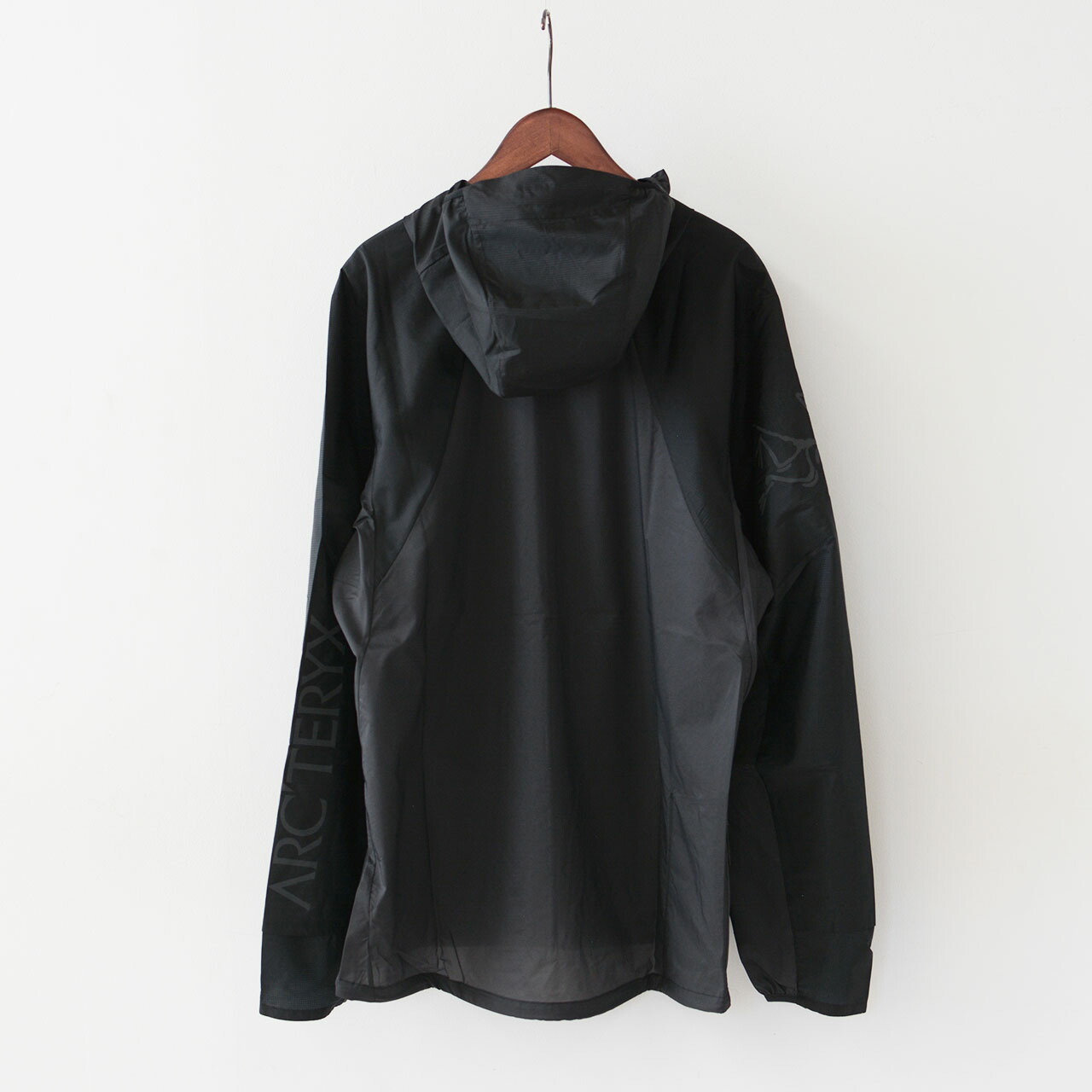 ARC'TERYX [アークテリクス正規代理店] Norvan Windshell Hoody Men's