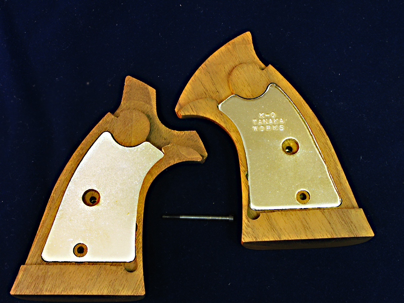 タナカ S&W Kフレームスクエア用 ウエイト入り木製グリップ : 上野