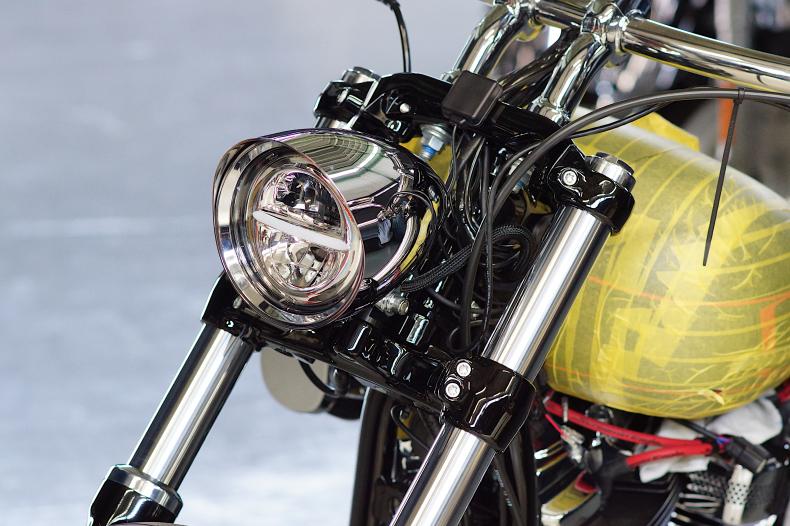 ブレイクアウト ヘッドライト カスタム : custom factory noys blog