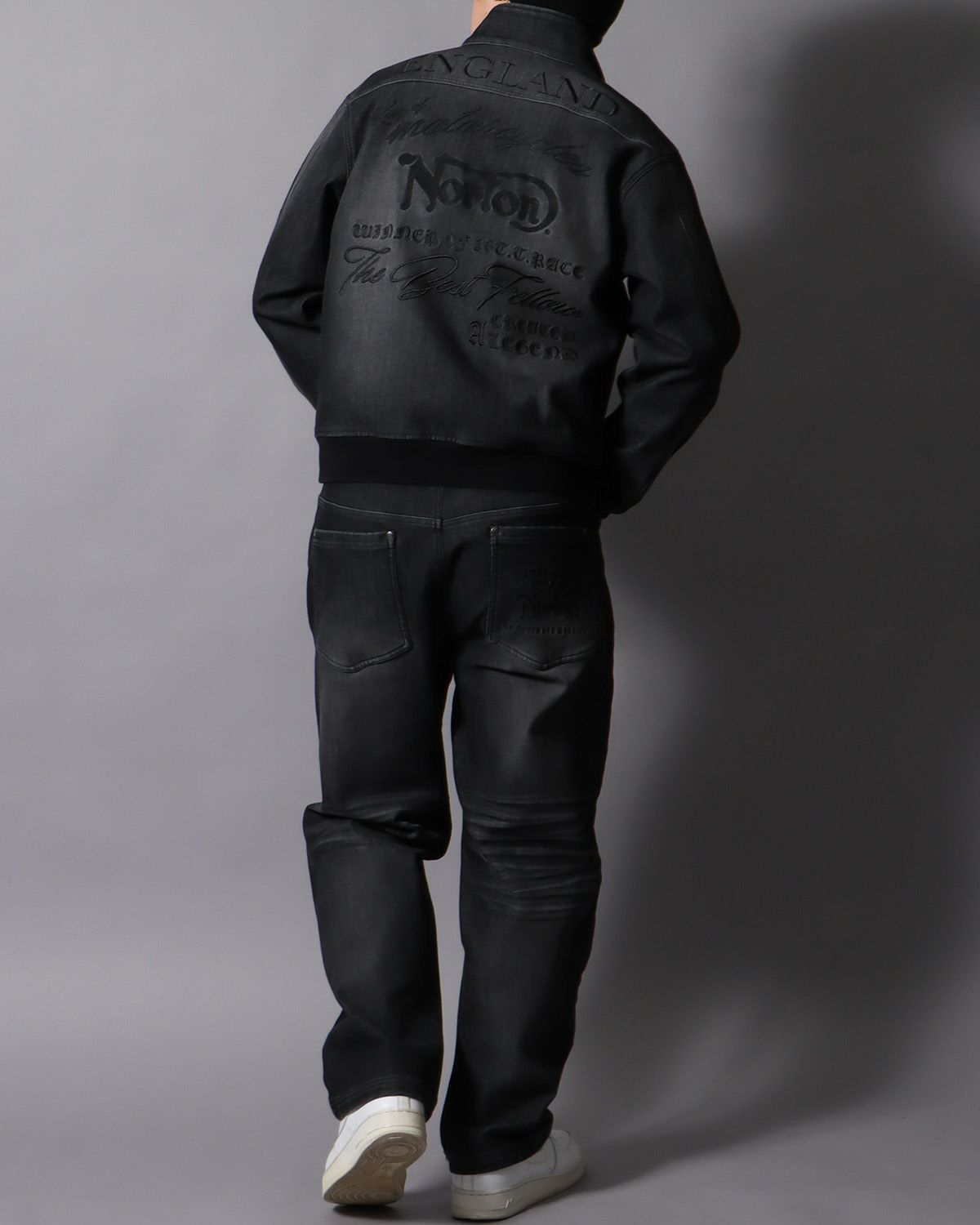 Norton] 防風 ストレッチ スタンドネック 畝刺繍 デニムジャケット