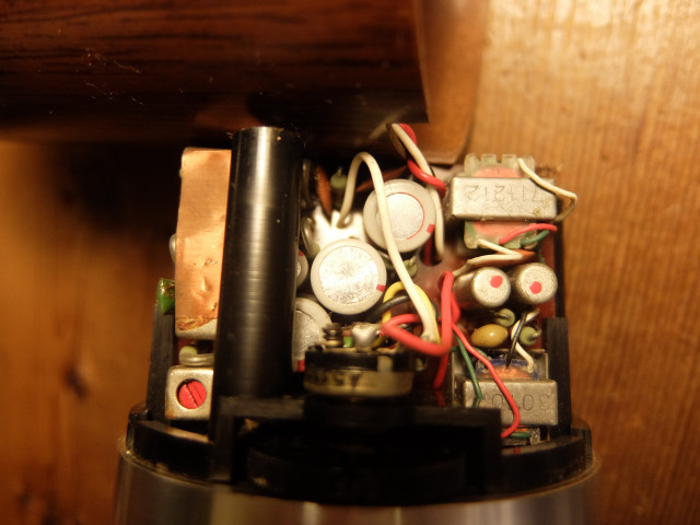 TR-1829 / Pepper's Square 遠いページ