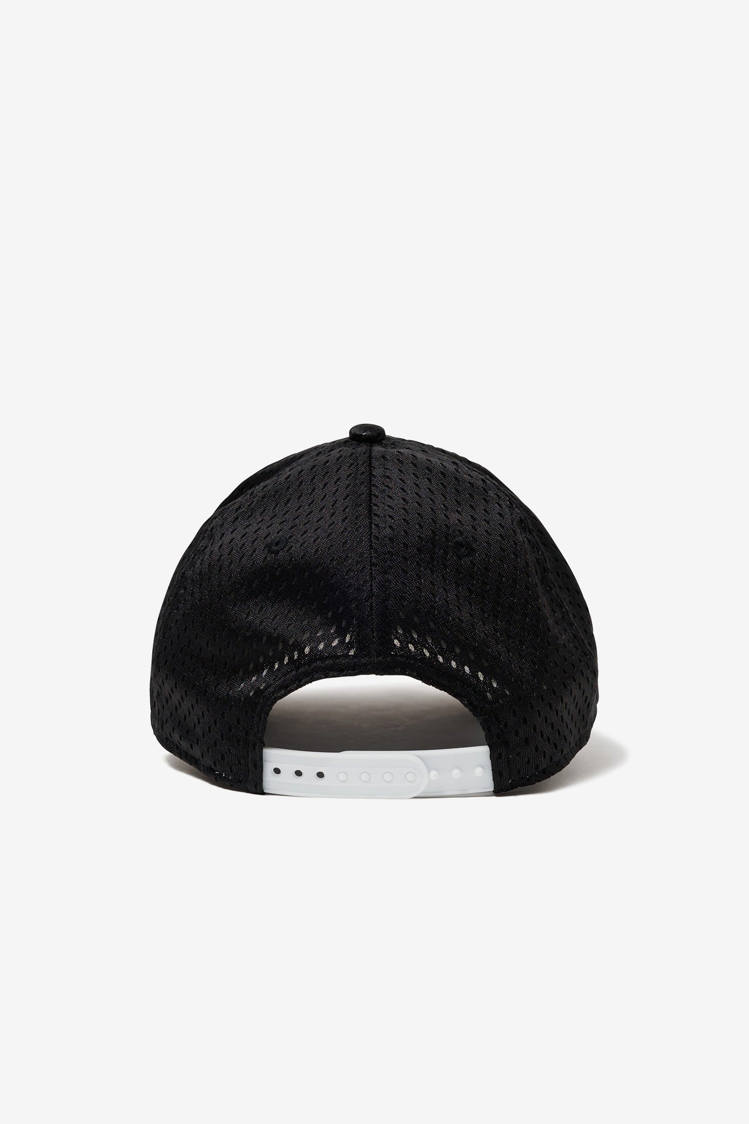 9FORTY CAP POLY. MESH. NEWERA® BLACK – P.A.M. (Perks And Mini)
