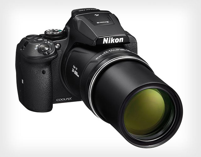 Nikon's New Coolpix P900 Has a Ridiculous 83x Zoom Range of 24