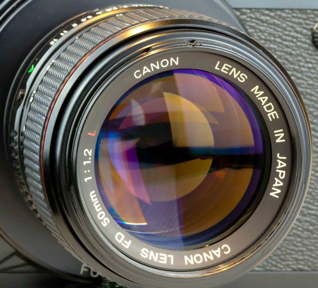 Peter's Photo Channel - CANON FD 50mm 1.2 L