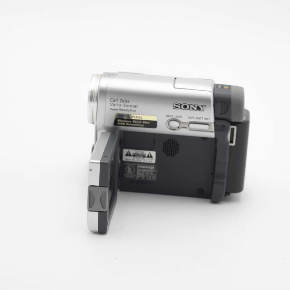 Sony Digital Handycam Mini DV With 120x Digital Zoom - photodom. Shop