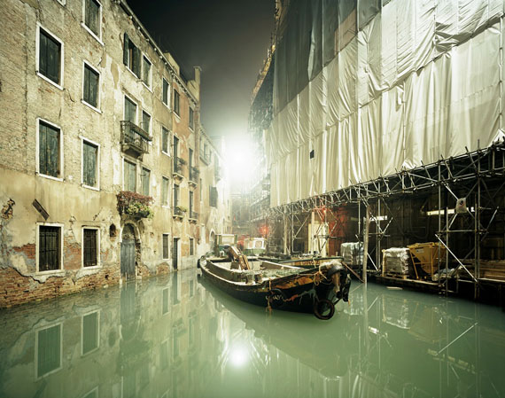 Exhibition TOPOS - artist, news & exhibitions - photography-now.com