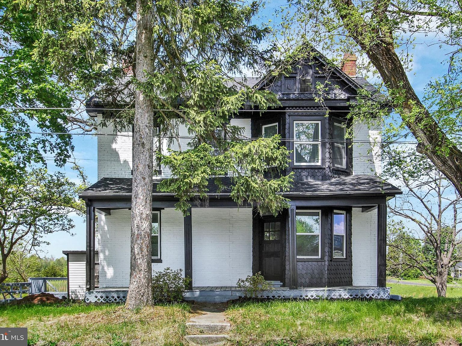 dbaa527169bb00e51ab6c4db09a504