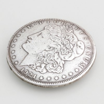 USコインコンチョレプリカ モルガン(ネジ式) 37mm | ヌメ革と真鍮金具