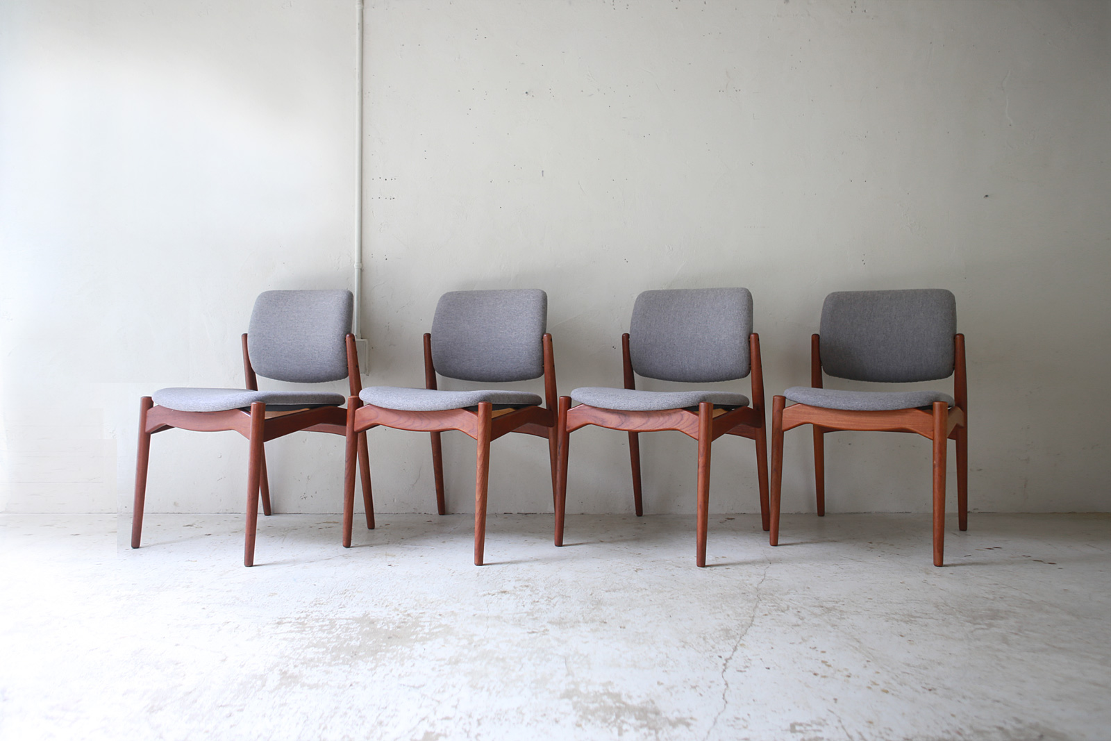 Dining chair “Model66 / Captain” by Erik Buch for Ørum Møbelfabrik