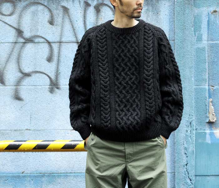 STRATHTAY by インバーアラン INVERALLAN ブラック 1A アラン セーター