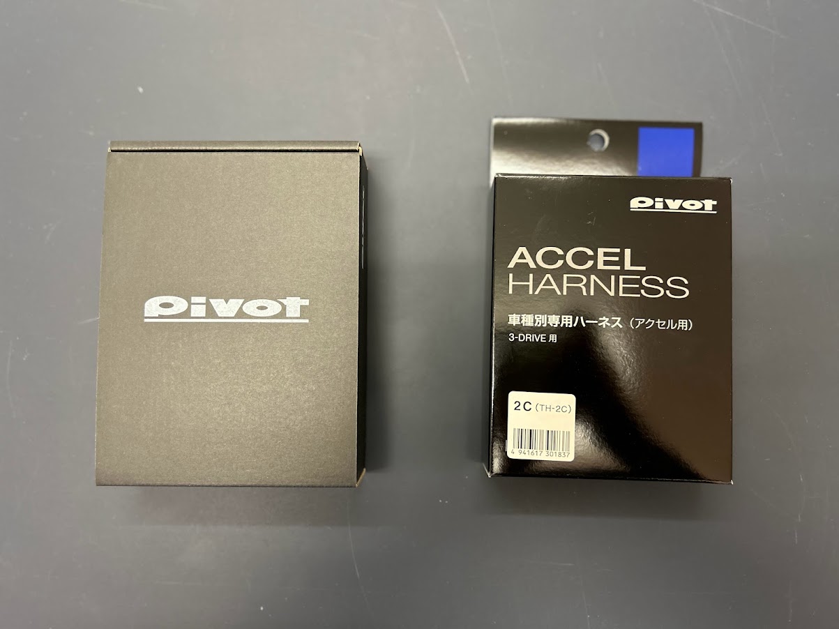 新型ジムニーにスロコン｜簡単取付方法＆レビュー【PIVOT3-drive PRO