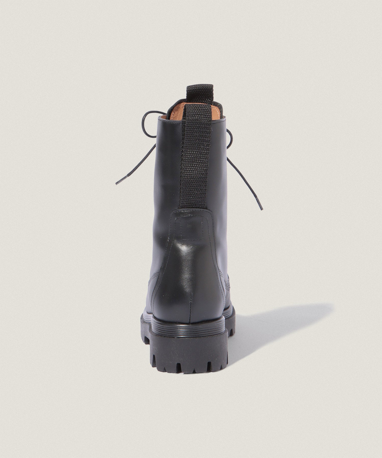 Flattered/フラッタード – 1ページ – PIMENTÉ