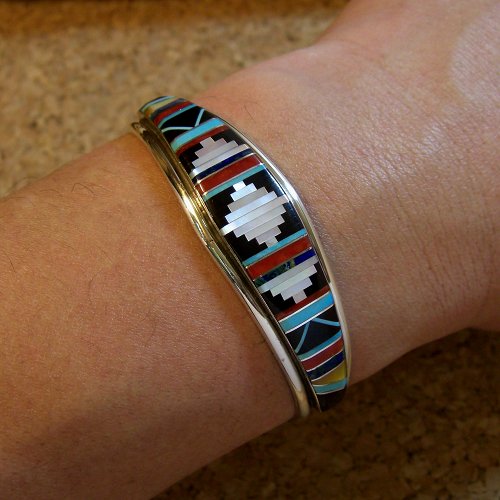 ズニ族：インレイ マルチストーン カフブレスレット - PINE☆FIELD