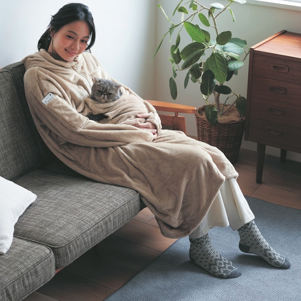 ジャカード織りの掃除がしやすいウレタン入り撥水ラグ 【洗濯機で