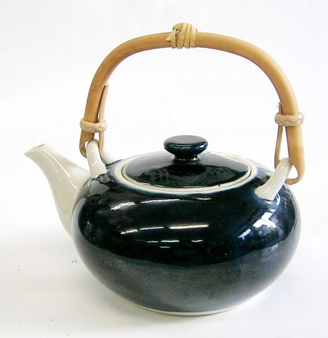 昭和レトロ 九谷焼 手描き梅小紋 瑠璃 土瓶 650cc 白峯窯【通販/急須