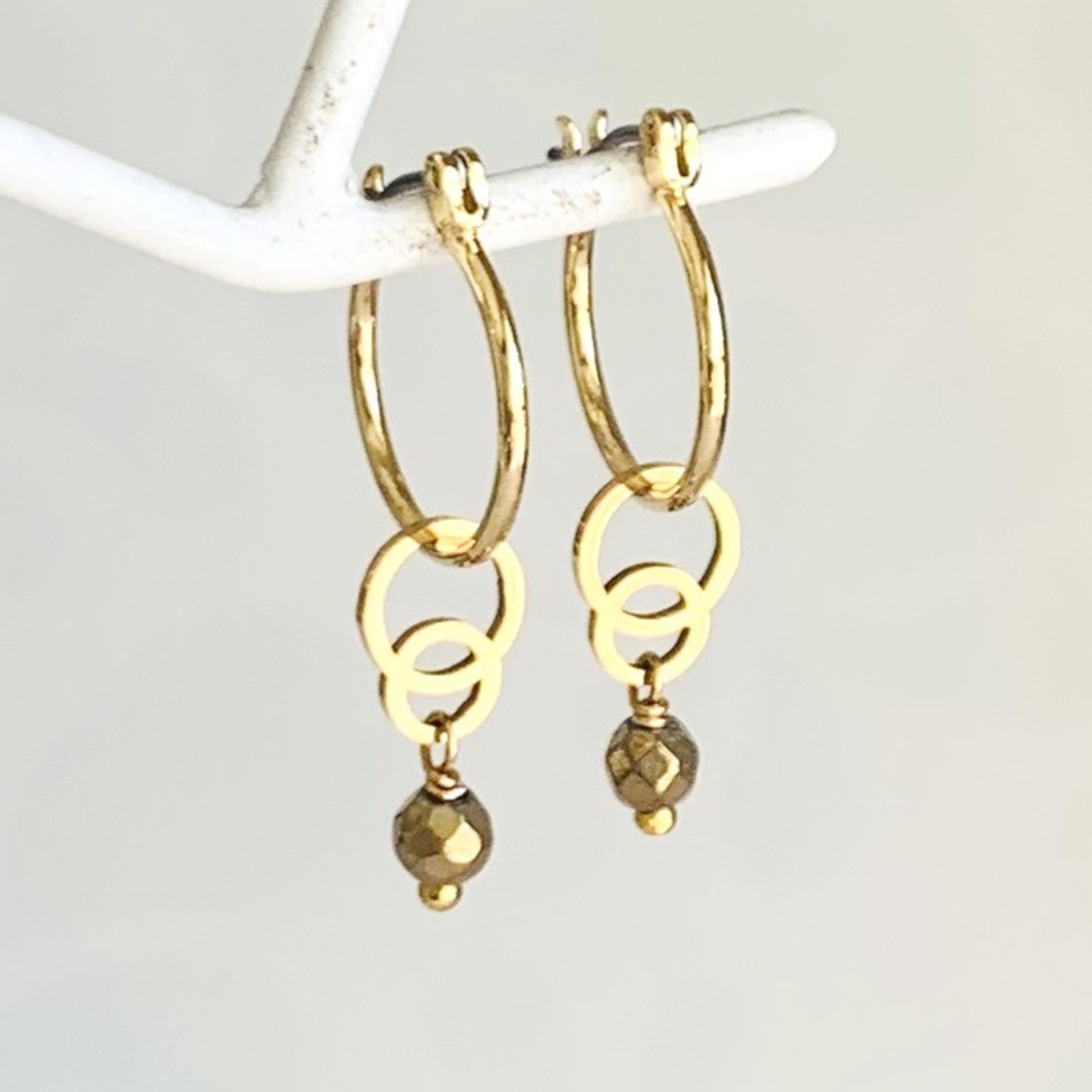 天然石 ヘマタイト ラウンドカット 4x4mm シルバー ＜ アクセサリー