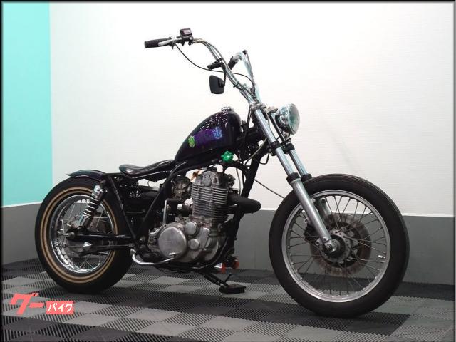 ヤマハ SR400 チョッパースタイル エイプハンガーハンドル 左出し