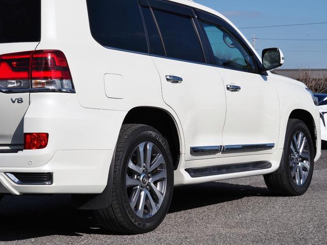 TOYOTA LAND CRUISER ZX | 2018 | PEARL WHITE | 22504 km | details