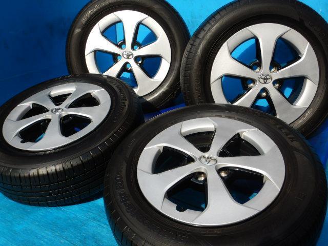 30プリウス後期型純正入庫です！ プリウス純正 15インチ