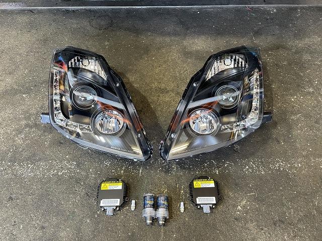 滋賀 フェアレディZ(Z33)の「78ワークス」ヘッドライト交換｜グー